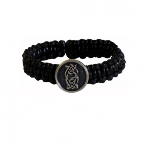 Ladies bracelet with tin celtic pattern